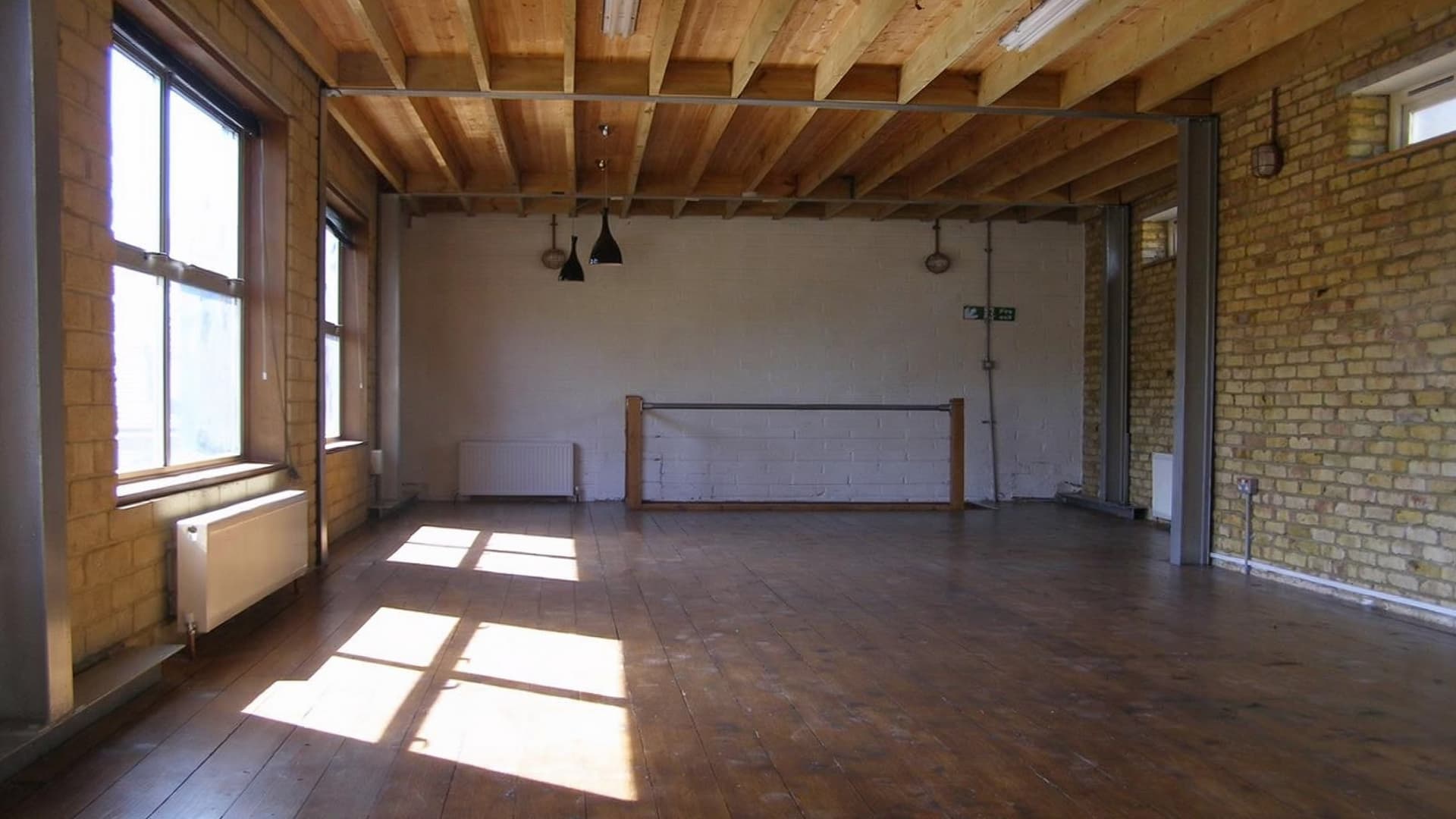 Space Features - Interior View 1